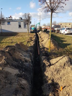 prace budowlane dluga rura gazowahydrant