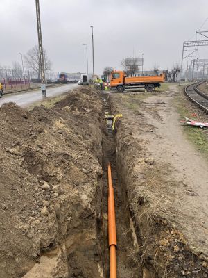 prace budowlane dluga rura gazowahydrant